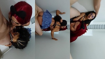 Mi Padrastro Me Folla Junto A Mi Compañera De Clase En Las Escaleras