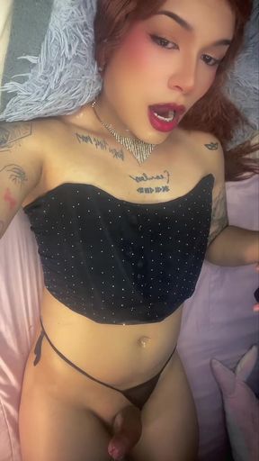 Big Cumshot Latina Trans Giirl
