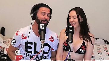 La hermosa modelo nos cuenta cual es la m&aacute_s grande que la penetr&oacute_!