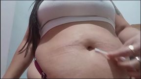 My belly button smells really strong