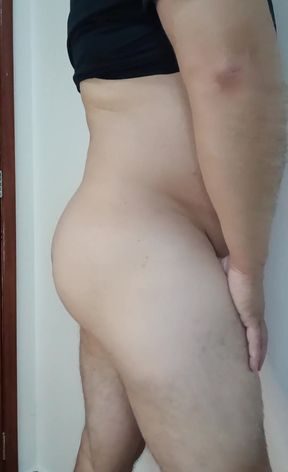 Enjoy the view while I shake it for you
