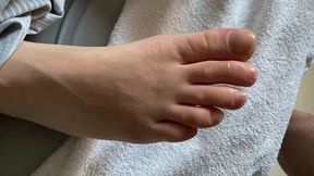 PHOTO SESSION AFTER FOOTJOB - HD
