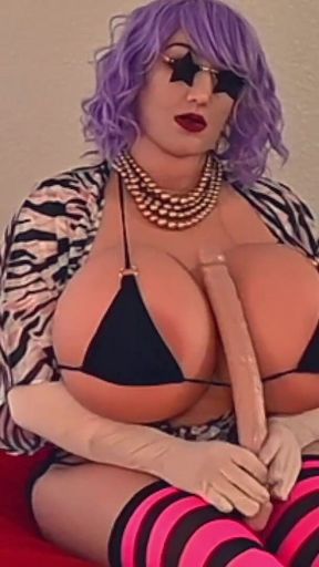 Swingers Bath House Sissy