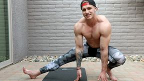 Jonny Pitt Flexes & Jerks Off Cam - GayHoopla