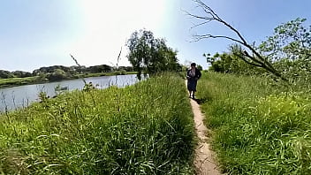 Promenade au bord de l&#039_eau