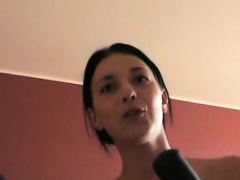 Teasing Aaren has a sexy body and loves to work out in the buff