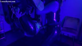 Neon Fist mistress Lunatika