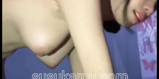 Bokep ABG Indo Chella Dini Main Pakai Bantal Di Kamar