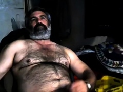 Big-Cock Greek Daddy Plays Solo