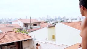 Mulher gostosa na piscina da casa do meu amigo rabuda me deu mole meti a pica .