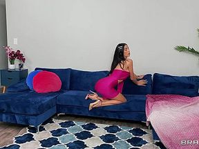 Azul Hermosa - Sexy Striptease