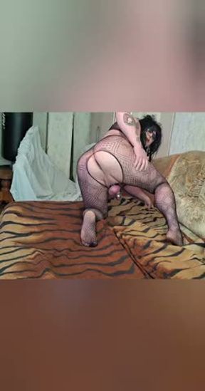 Tranaly Rose dildo ,phat ass,cumshoot ,masturbate like a girl