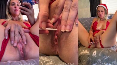 Blonde milf wets pee-hole first time solo squirt play