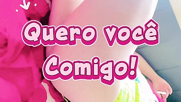 Travesti solo gostosa mostra o que tem debaixo do vestidinho