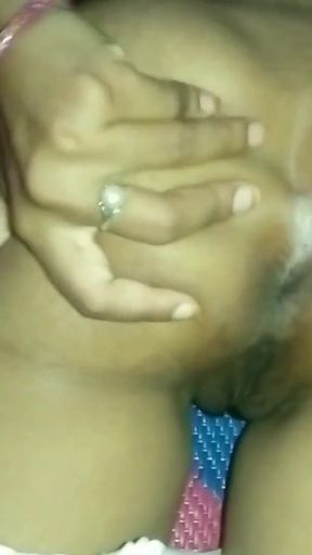 Hot basanti bhabi fuck pussy with small desi dildo   Clip 1