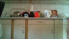 halb volles kondom mit sperma aus eis