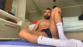 Fit Dan Sanchez Shows Off Rock-Hard Gains in Hot Solo Workout Session – GayDaily 18+