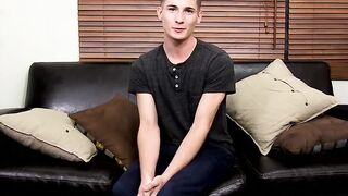 Before harshly masturbating big booty twink conducted a interview