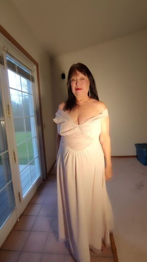 I Felt Like Being Naked and Touching Myself! Granny with Hairy Pussy