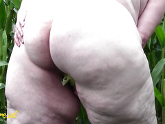 Hairy Mature BBW Tina Plays With Her Huge Ass & Fat Pussy In a Corn Field