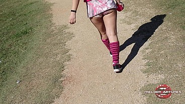 Loirinha vai se exercitar no parque da prefeitura, se empolga e o clima esquenta!