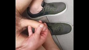 nike air max shoes cumshot nice small penis but nice boy handjob at work..