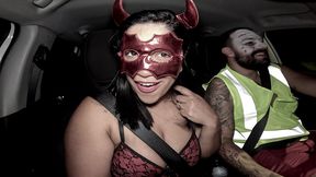 ela voltou da festa de halloween toda arrombadinha e gozadinha