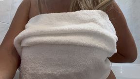 SOAPY ARMPITS AND TITS