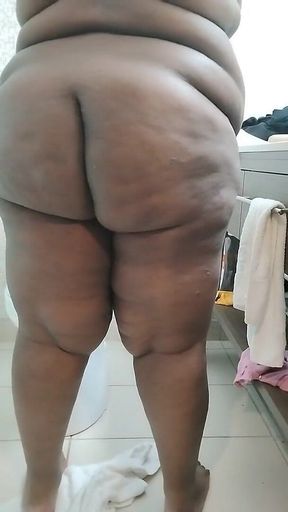 Msdomination Out the Shower