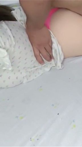 1129 Big-bootied Stepsister Goes to the Wrong Room and Ends up Pregnant