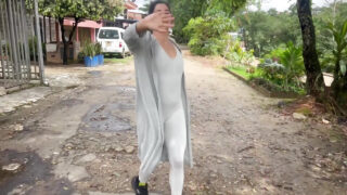 Cewek seksi mengambilnya dalam-dalam di pantat