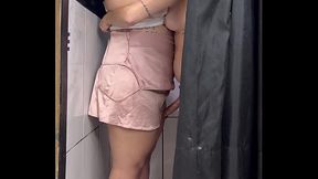 A lesbian with a giant dick walks into a famous clothing store in Rio de Janeiro without asking and fucks the client until she cums on her dick!