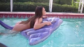 poolside passion play! vicky vette & teal conrad s sultry cunnilingus spectacle!