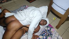 newly married couples enjoy their honey moon