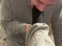 KDBloom - Licks My Dirty Nikes After I Ve Been Out And