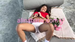 Big Ass Amateur Shakes Her Booty For You