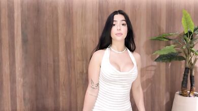 Stepbrother, you again? / Iris Rodriguez & Danner Mendez