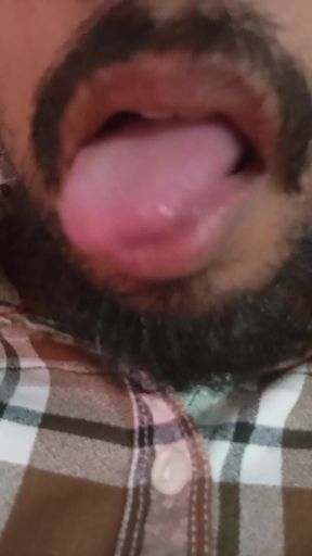 How to use your tongue to move your pussy #pussy #lip #kiss #hot #sucking #licking #women #men