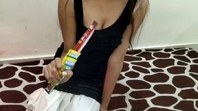 Desi Indian College Girl Ko Chocolate Dekar First Time