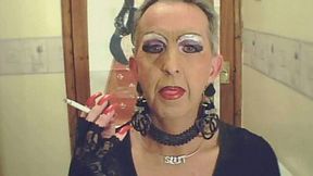 Putting makeup and making myself a horny granny on webcam