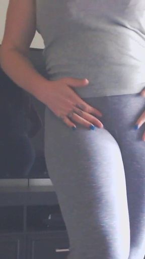 Twenty Mins of Deep Dildo and Dirty Talk
