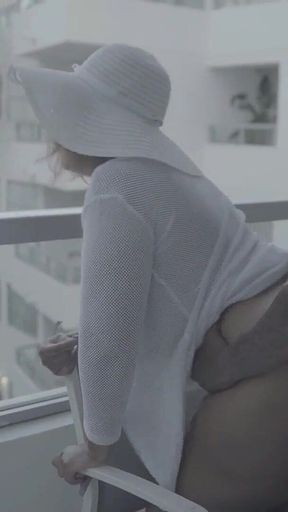 Big Booty Latina Shanice Luv Gets a Balcony BBC Dick Down in Front of Everyone at Xbiz Miami and Squirts