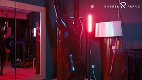 A Rubber Mistress and her stretch foil worm