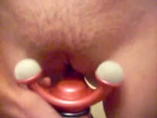 Webcam solo with a slender blonde fucking her vag with a massager