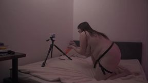 Ahahahahaha shooting the video looks weird)