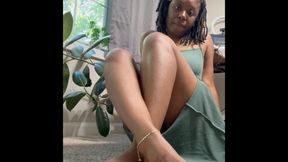 Toe Cracking Feet Play II