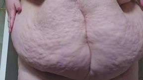 SSBBW GIANTESS STRIPS NAKED AND SHOWS OFF HUGE BODY AND ASS