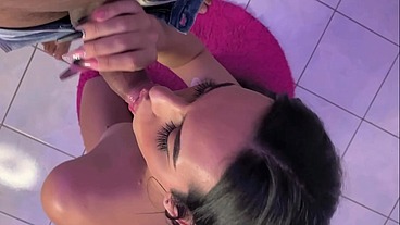 louca de tesão tirei a camisinha e fodi no pelo