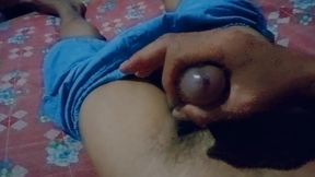 The Newest Indonesian Sexy Teenager Shakes His Cock Until He Squirts Cum for the Longest Time, Breaking the World Record