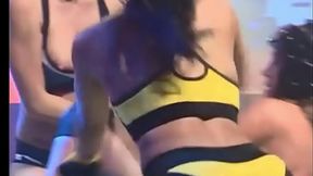 Se le ve el pezon a jazmin pinedo EEG